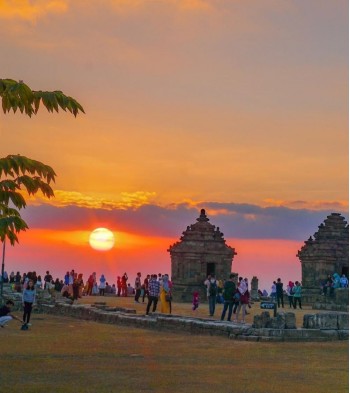 Ijo Temple Sunset